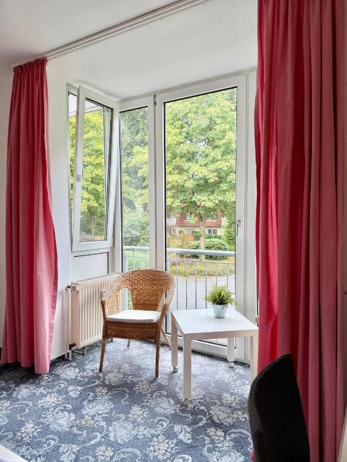 Sitzecke mit Tür nach draußen